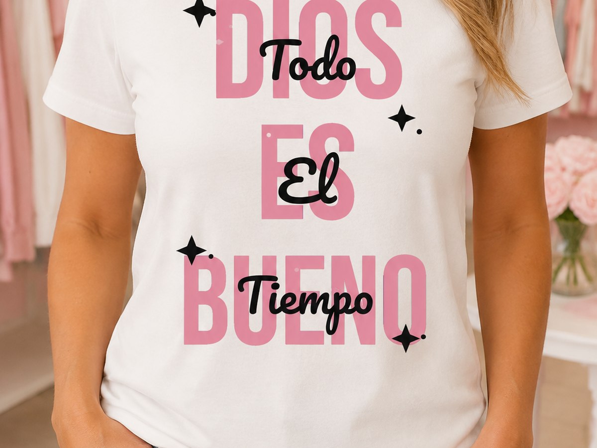 Dios es bueno todo el tiempo tee in pink lettering